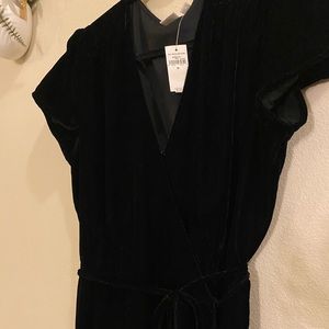 Long Black Velvet Dress - GAP - Brand NEW
